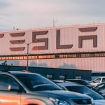 Jak wygląda produkcja baterii do samochodów elektrycznych? Od surowców po gotowy pakiet – tajemnice gigafabryk