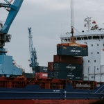 Jak działa logistyka międzynarodowa? Kulisy łańcucha dostaw od odprawy celnej po ostatnią milę